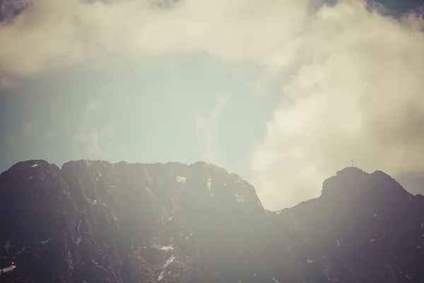 Giewont, famous peak near Zakopane on which the steel cross is m — Stock Photo, Image