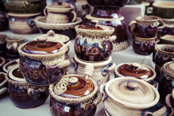 Traditional ceramics from polish market. — Stock Photo, Image