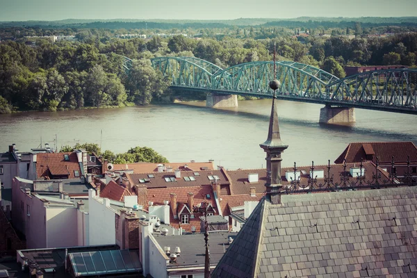 Polónia - Torun, cidade dividida pelo rio Vístula entre a Pomerânia — Fotografia de Stock
