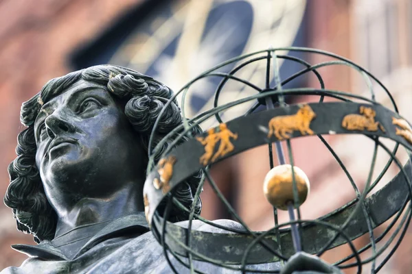 Monument of great astronomer Nicolaus Copernicus, Torun, Poland — Stock Photo, Image