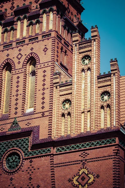 Arquitectura tradicional en la famosa ciudad polaca, Torun, Polonia . — Foto de Stock