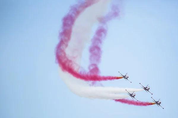 POZNAN, POLOGNE - 14 JUIN : Formation de groupes de voltige "Sta Turc — Photo