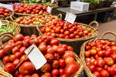 Egzotik meyve Mercado Dos Lavradores içinde. Funchal, Madeira