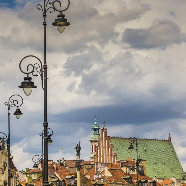 WARSAW, POLAND - JULY  08, 2015 Old town in Warsaw, Poland. The — Stock Photo, Image