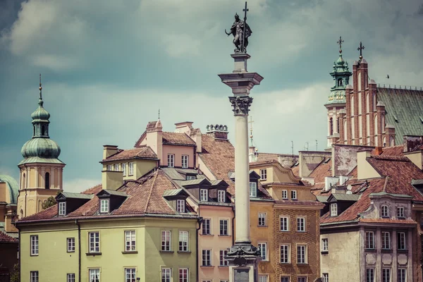 WARSAW, POLAND - JULY  08, 2015 Old town in Warsaw, Poland. The — Stock Photo, Image