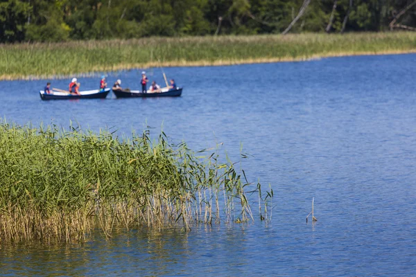 Lac Goldopiwo sur la Masurie en Pologne . — Photo