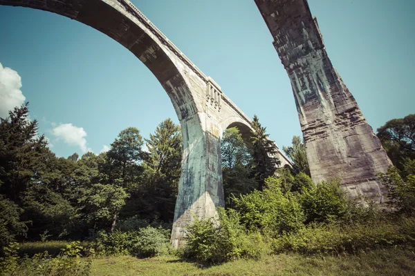 Old concrete railway bridge in Stanczyki, Mazury, Poland — Stock Photo, Image