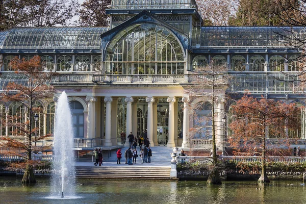 Palacio de Cristal en el Parque del Retiro, Madrid, España — Foto de Stock