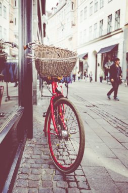 Klasik vintage retro şehir bisiklet, Kopenhag, Danimarka