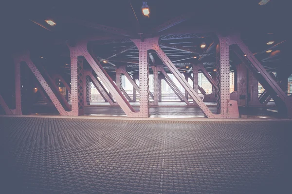Puente del centro de Chicago cruzando el río Chicago . — Foto de Stock