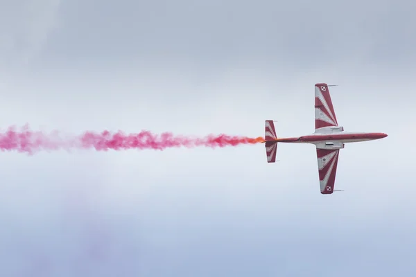 RADOM, POLAND - AUGUST 23:  Bialo-Czerwone Iskry (Poland) aeroba — Stock fotografie