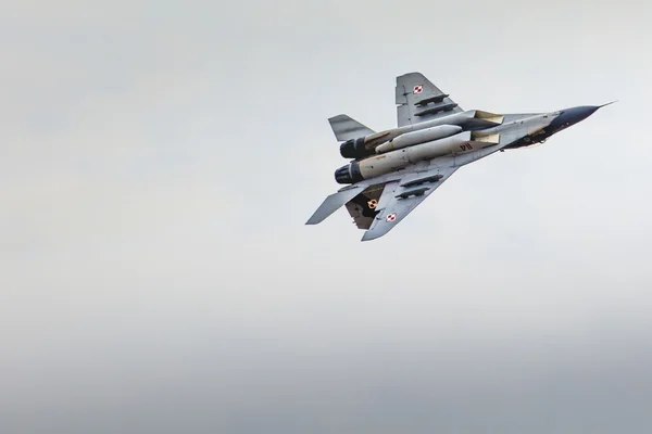 RADOM, POLAND - AUGUST 23:Polish pilot kpt. Adrian Rojek MiG-29A — ストック写真