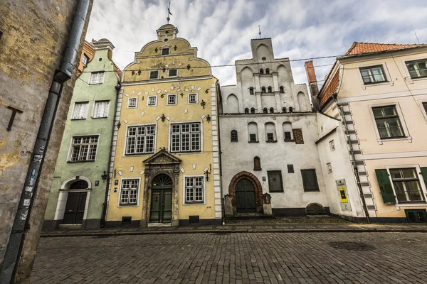 Edifícios mais antigos em Riga Letónia - os Três Irmãos — Fotografia de Stock