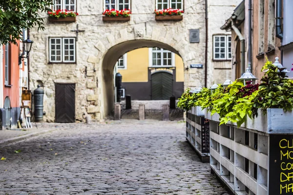 Porta svedese nella città vecchia di Riga, Lettonia — Foto Stock