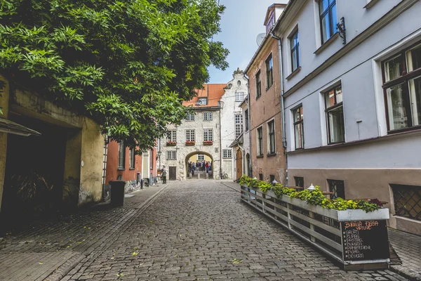 Porta svedese nella città vecchia di Riga, Lettonia — Foto Stock