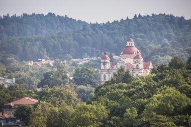 St. Peter ve St. Paul'ın Kilisesi havadan görünümü, Vilnius, Litvanya