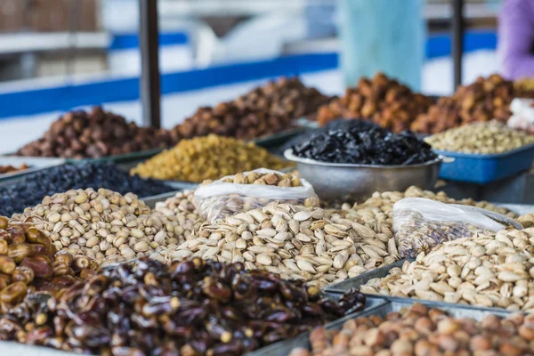 Dry fruits and spices like cashews, raisins, cloves, anise, etc. — Stock Photo, Image