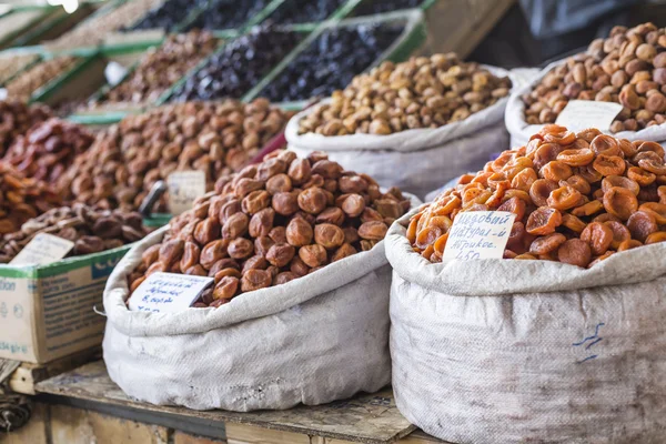 Dry fruits and spices like cashews, raisins, cloves, anise, etc. — Stock Photo, Image