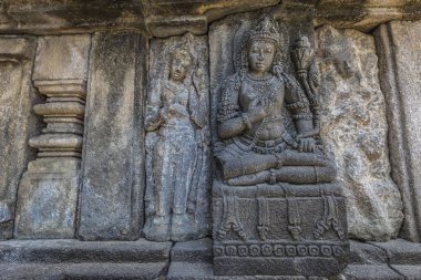 Endonezya 'daki Java adasında Yogyakarta yakınlarındaki Prambanan tapınağı
