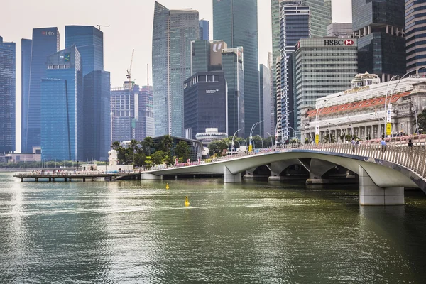 MARINA BAY SANDS, SINGAPORE NOVEMBER 05, 2015: Skyline of Singap — Stock Photo, Image