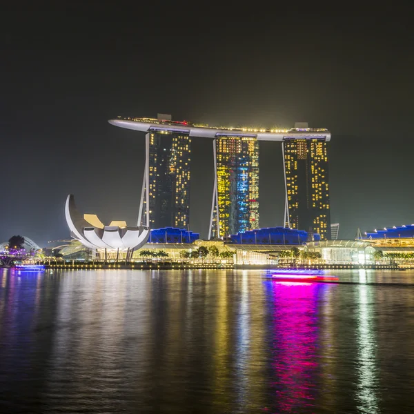 Marina Bay Sands, Szingapúr, November 05, 2015-re: Gyönyörű lézer s — Stock Fotó