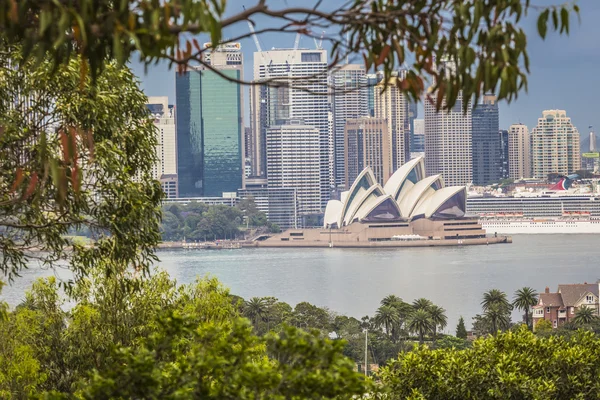 SYDNEY - 25 OCTOBRE : Vue de l'Opéra de Sydney le 25 octobre 2015 — Photo