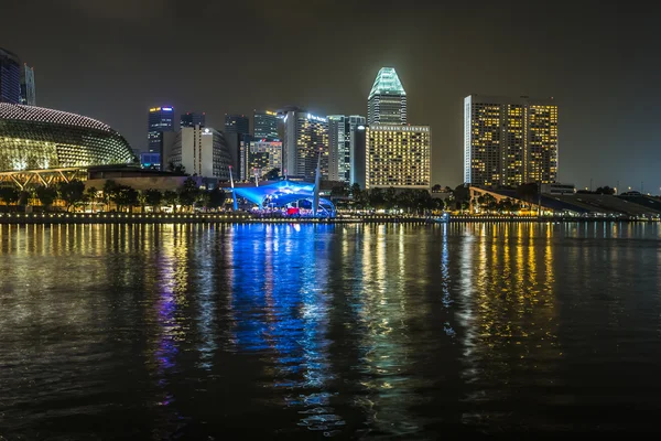 Marina Bay Sands, Szingapúr, November 05, 2015-re: Marina Bay waterf — Stock Fotó