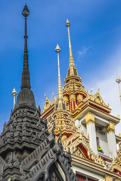 Wat Ratchanaddaram and Loha Prasat Metal Palace in Bangkok ,Thai — Stock Photo, Image