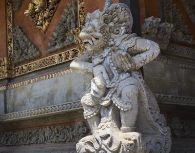 Bali, Endonezya güzel güneşli bir tapınakta