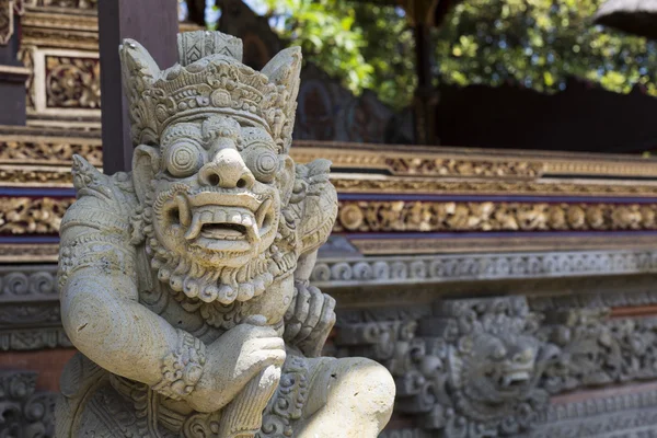 Tempio di Bali, Indonesia in una bella giornata di sole — Foto Stock