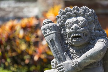 Bali, Endonezya güzel güneşli bir tapınakta