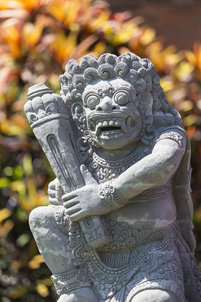 Tempel in Bali, Indonesië op een mooie zonnige dag — Stockfoto