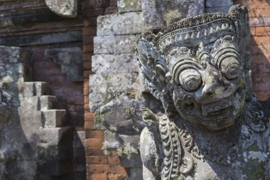 Bali, Endonezya güzel güneşli bir tapınakta