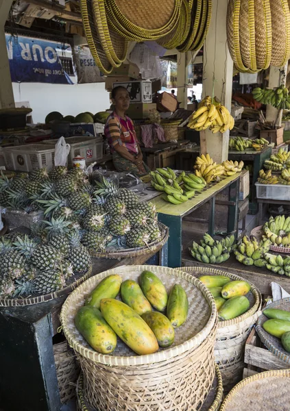 Plener rynku owoców w miejscowości — Zdjęcie stockowe