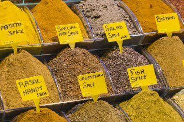 Türkiye, İstanbul, Baharat Pazarı, Satılık Türk baharatları