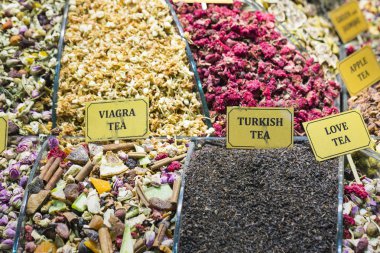 Çay Dükkanı kapalı çarşı, Istanbul, Türkiye.