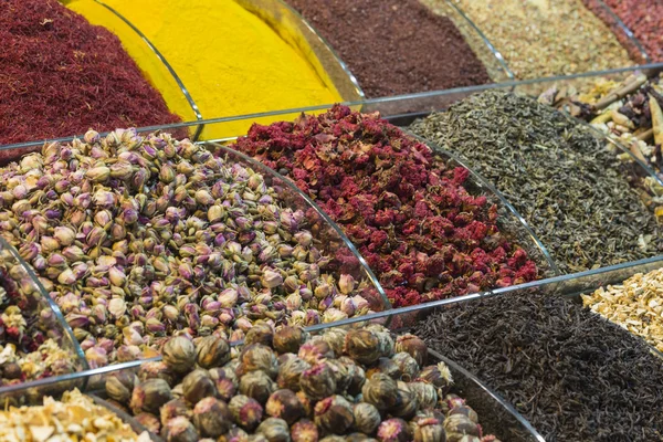 Loja de chá em Grand Bazaar, Istambul, Turquia . — Fotografia de Stock