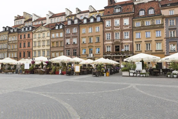 Warszawa, Polska - 08 lipca 2015: Stare miasto w Warszawie, Polska. — Zdjęcie stockowe