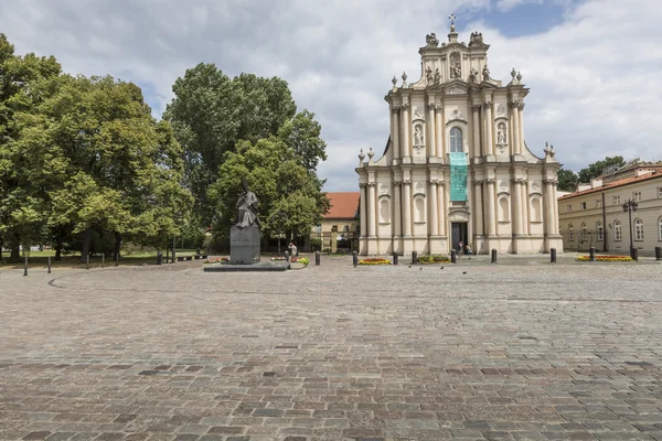 WARSAW - LUGLIO 09: Chiesa rococò dei Visitandini (1780) a Kr — Foto Stock