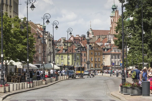 WARSAW, POLÓNIA - JULHO 08, 2015: Cidade velha em Varsóvia, Polônia . — Fotografia de Stock