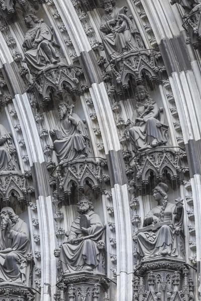 A catedral de Colónia. Detalhe da fachada — Fotografia de Stock