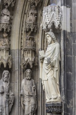 Köln Katedrali. Cephe detay