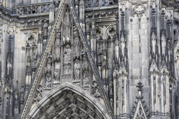 La catedral de Colonia. Detalle de la fachada — Foto de Stock
