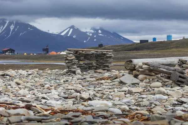 Vacker naturskön utsikt över longyearbyen (svalbard island), Norge — Stockfoto