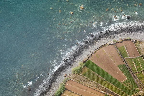 Increíble vista desde el acantilado más alto de Cabo Girao en la playa, oce — Foto de Stock