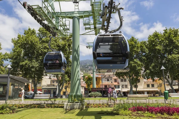 Funchal, portugal - 25. juni: seilbahn nach monte am 25. juni 2015 — Stockfoto