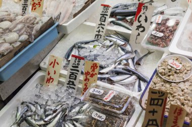 Tsukiji Balık pazarı, Japonya.