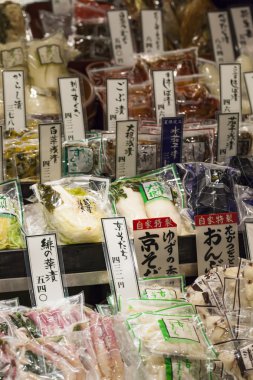 Kyoto geleneksel gıda pazarı. Japonya.