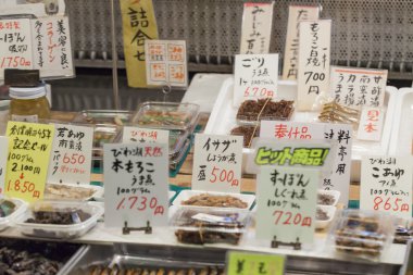 Kyoto geleneksel gıda pazarı. Japonya.