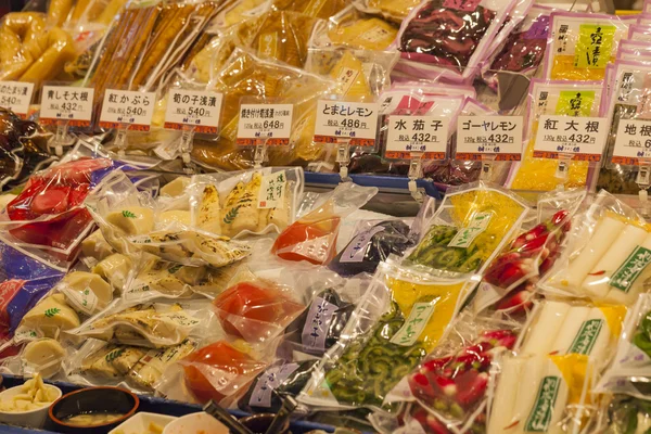 Kyoto geleneksel gıda pazarı. Japonya.